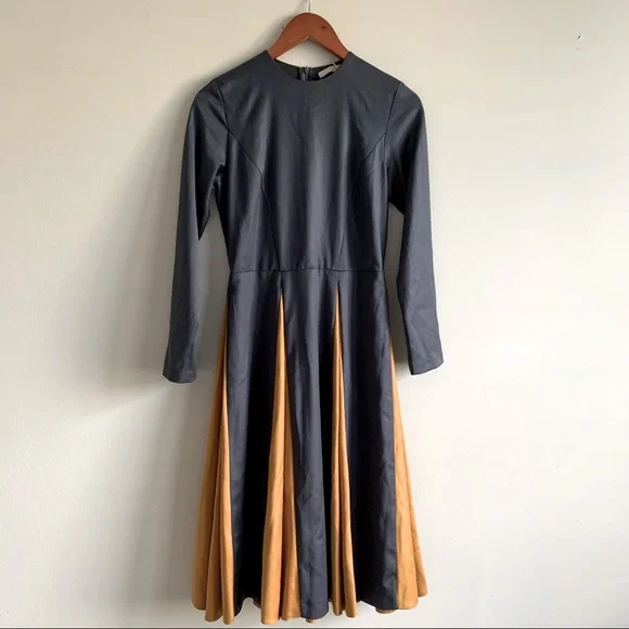 Carlucci Colorblock Pleated Dress mustard - Picture 2 of 9